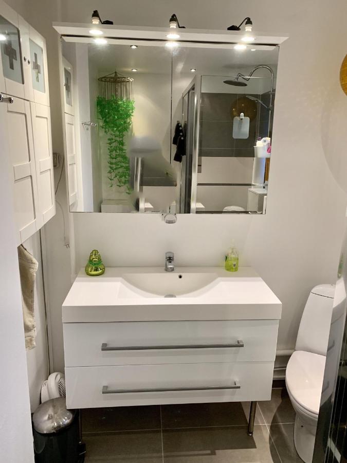 Four Individual Beautiful Spacious Rooms In Stylish Apartment Koppenhága Kültér fotó