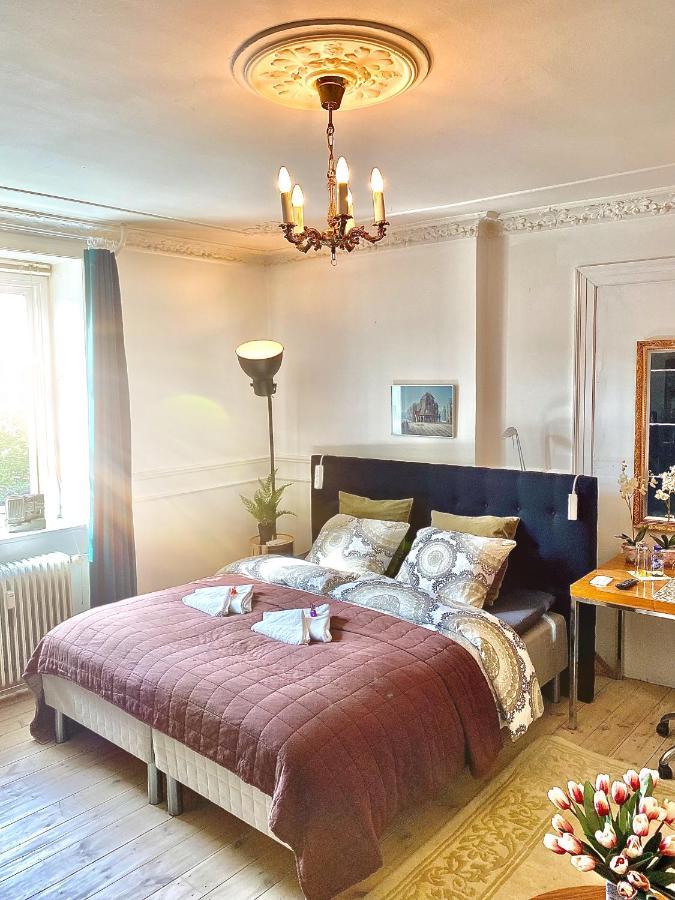 Four Individual Beautiful Spacious Rooms In Stylish Apartment Koppenhága Kültér fotó